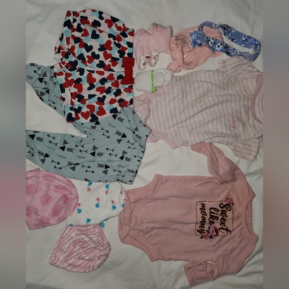 : * 43pc baby girl clothes lot sz 3m , 3-6months &  SZ 6m  MONTHS - Picture 4 of 5